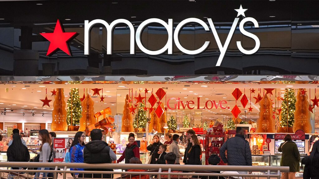 15784262_010925-wabc-ap-macys-closing-img