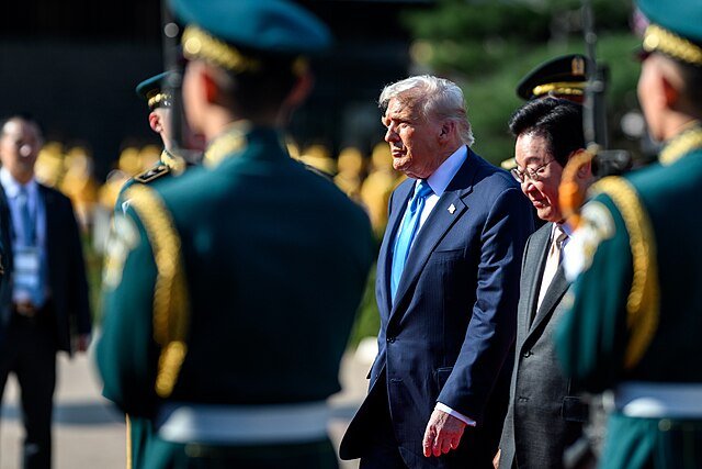 President_Donald_Trump_Arrives_in_South_Korea_-_October_2025_(G4a162EWUAAJgAS)