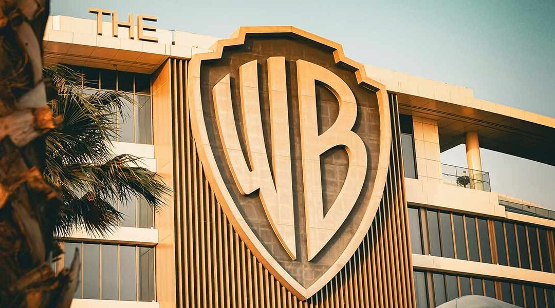 Warner Bros. sbatte la porta in faccia a Paramount: “troppi rischi”, avanti con Netflix