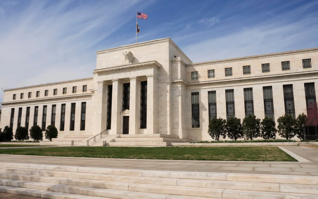 USA: l’economia corre, ma il lavoro frena. Il “breakdown” che spacca la Fed