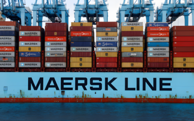 Guerra in Iran: Maersk e Hapag-Lloyd sospendono le rotte chiave, il blocco di Hormuz minaccia l’economia globale