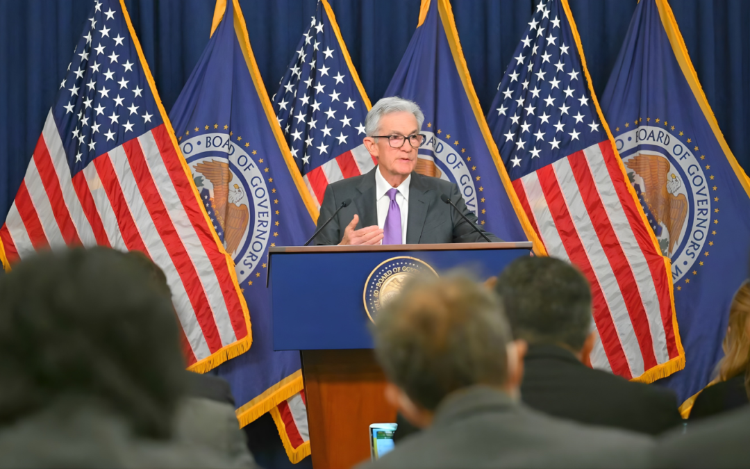 Fed, attesi tassi fermi tra i timori di stagflazione e la crisi in Medio Oriente