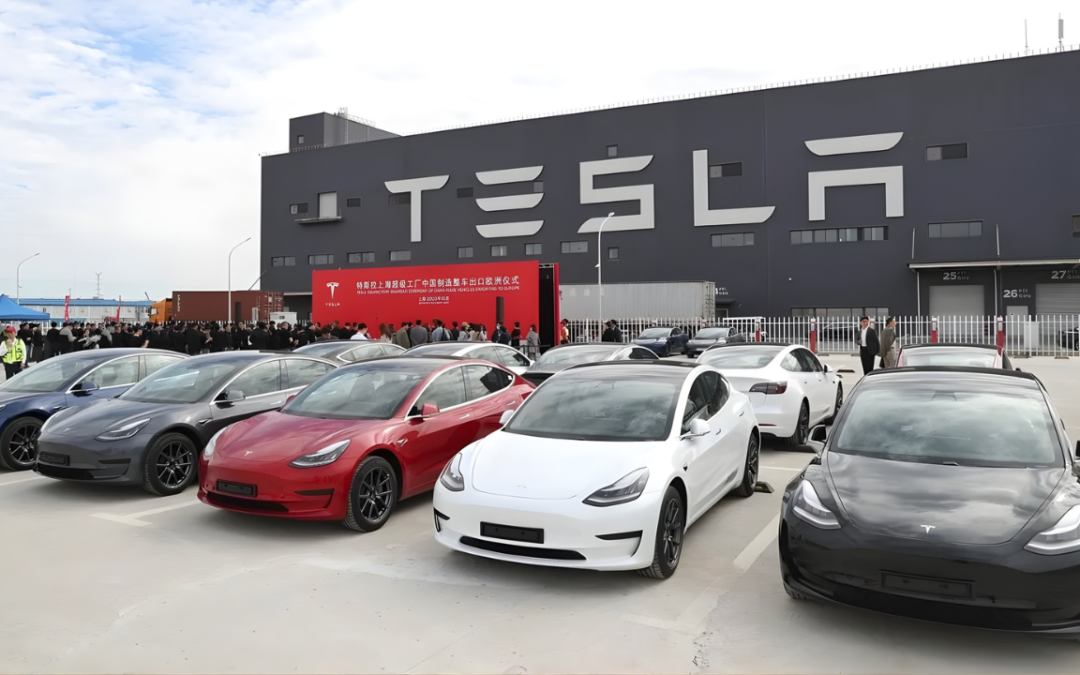 Tesla inciampa nel primo trimestre: consegne sotto le attese e scorte record affondano il titolo in borsa